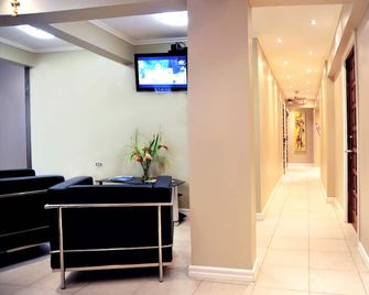 Culture Crossroads Inn - พอร์ท ออฟ สเปน - ห้องโถง