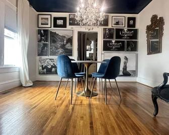 Walkable/Beautiful Historic Bungalow In Heart Of Plaza Midwood 3 Mi. From Uptown - Charlotte - Essbereich