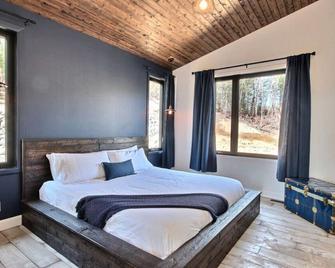 The Arial cottage, spectacular view and Spa - La Malbaie - Bedroom