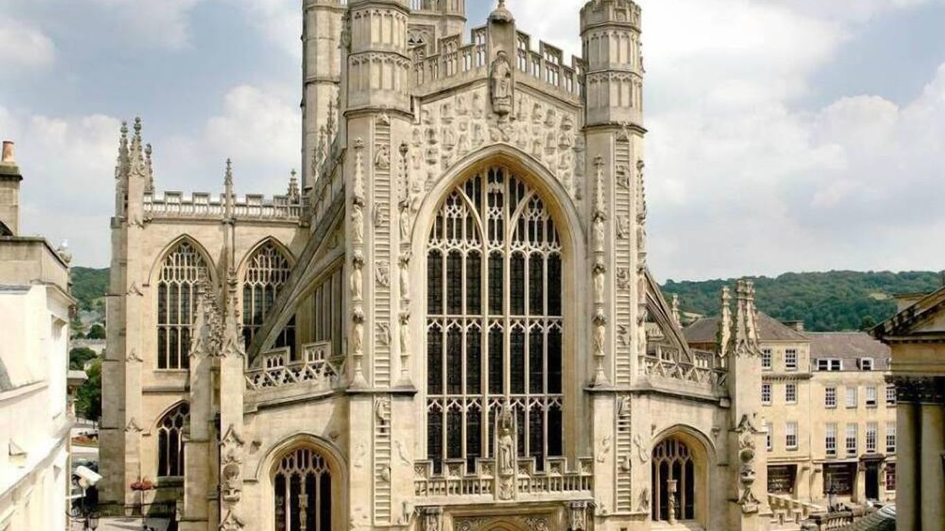 Hiding Space - Trim Street Apartments