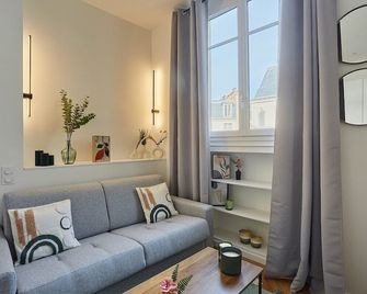 Studio Arc de Triomphe by Studio prestige - باريس - غرفة معيشة