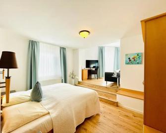 Hotel Saarburger Hof - Saarburg - Camera da letto
