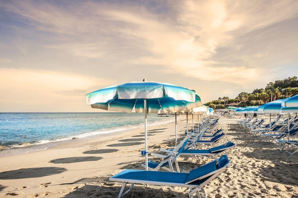 Tonicello Hotel Resort & Spa - Capo Vaticano - Strand