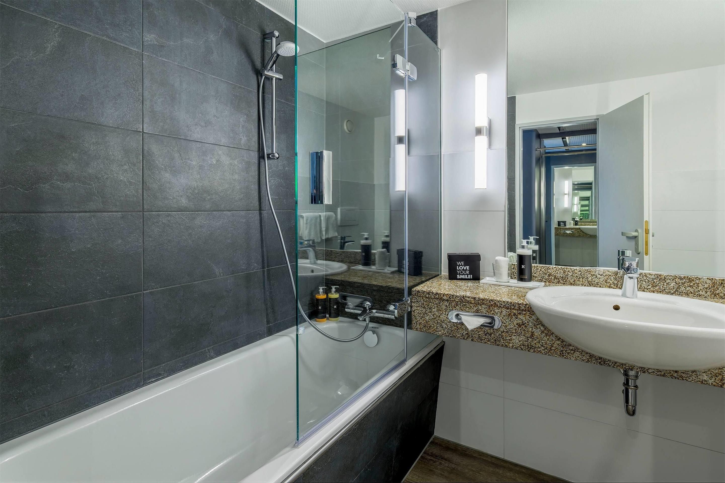 elaya hotel frankfurt oberursel, Trademark Collection by Wyndham - Oberursel - Salle de bain