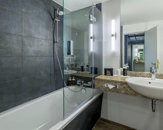elaya hotel frankfurt oberursel, Trademark Collection by Wyndham - Oberursel - Badkamer
