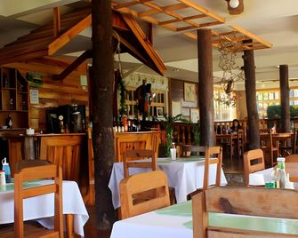 Sagada Resthouse by SagadaRooms - Sagada - Restaurant