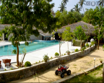 Suwaya Villa - Tangalla - Pool
