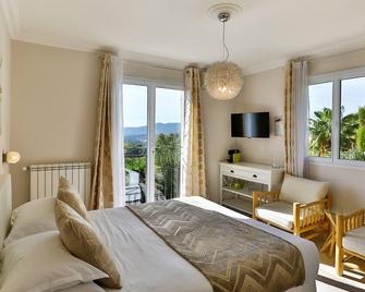 Villa Stephanie - Mougins - Bedroom