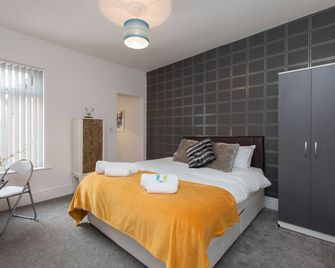 Townhouse @ 130 West Street Crewe - Crewe - Bedroom