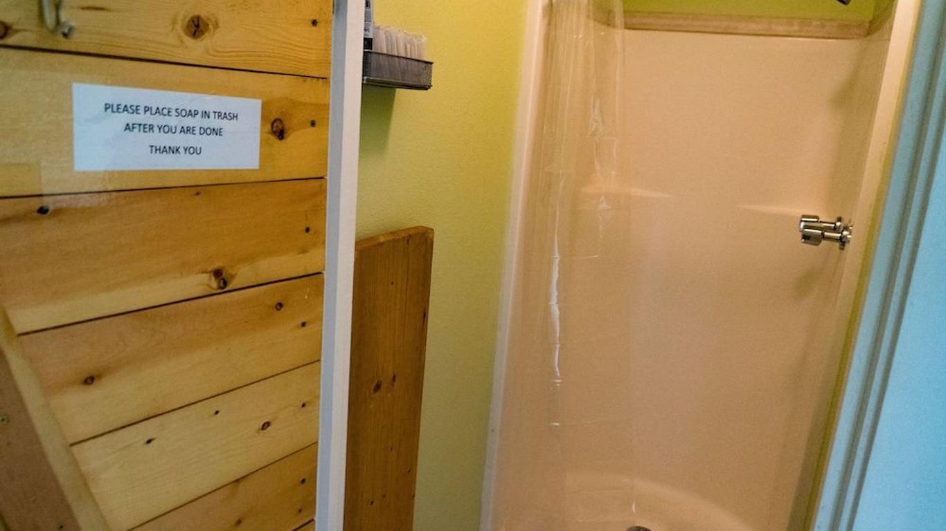Estes Park Adventure Hostel