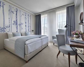 Hotel Pod Lipou Resort - Модра - Спальня