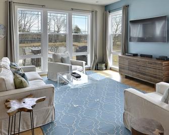 Brand New Water View Bethany Beach Home - Frankford - Living room