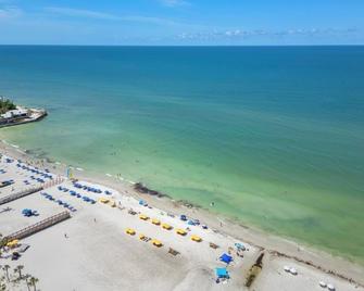 The Beach Club at Siesta Key #106C Resort by RVA - Siesta Key - Beach