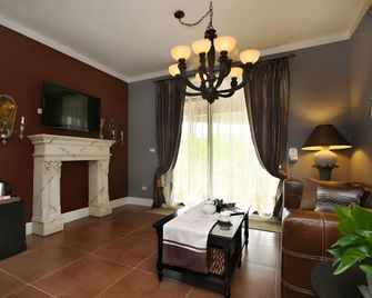 Desire and Satisfaction Bed and Breakfast - Yilan City - Habitación