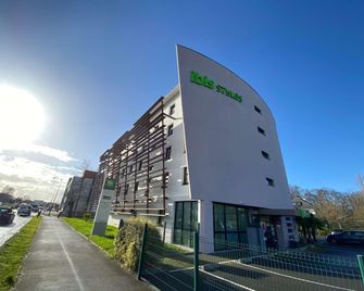 ibis Styles Rennes Cesson - Cesson-Sévigné - Budova
