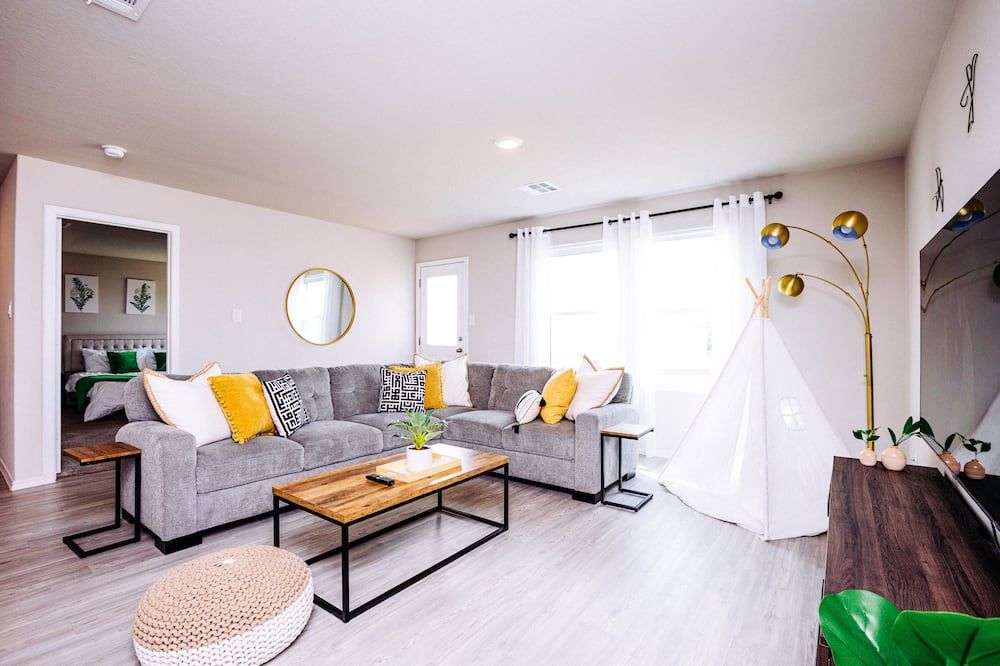 Contemporary 4-Bedroom Retreat! Lackland Afb - سان انطونيو - غرفة نوم