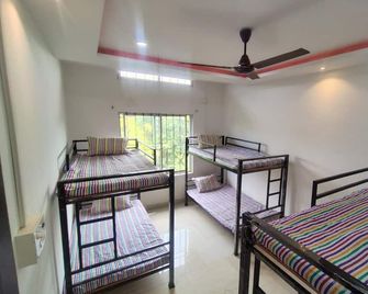 Maa Vaishno Inn - Guwahati - Kamar Tidur