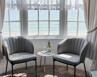 Lichfield house - Weymouth - Living room