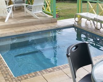 Three bedroom with 3 and a half bathrooms, Tobago Villa with panoramic sea view - Black Rock - Pool