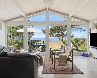 Beautiful Home In Vordingborg With Wifi - Vordingborg - Living room