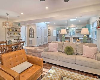 Sunny Front Royal Vacation Rental w/ Hot Tub! - Front Royal - Obývací pokoj