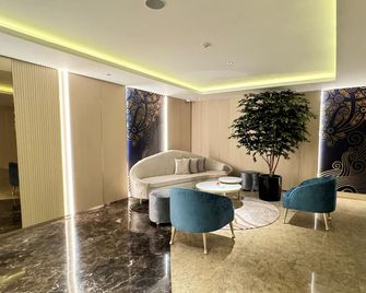 Astara Hotel Balikpapan - Balikpapan - Lobby