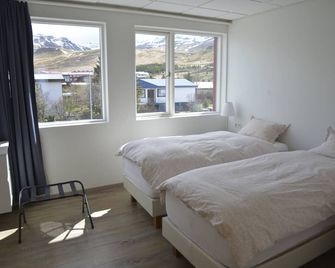 The Old Post Office Guesthouse - Grundarfjordur - Bedroom