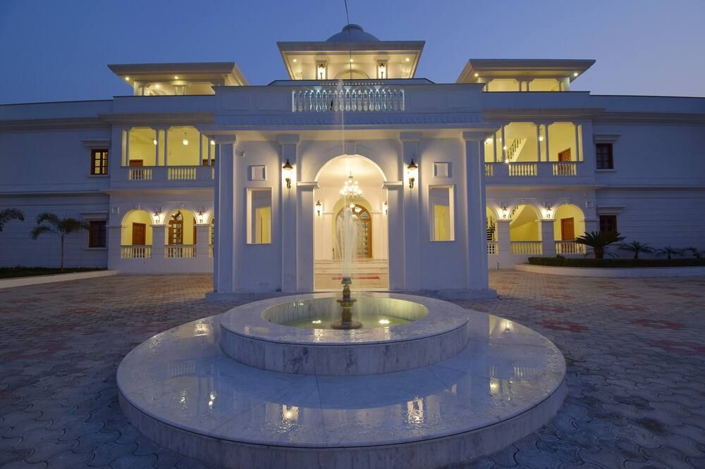 Umaid Farm Resort-A Legacy Vintage Stay In Jaipur - ג'איפור - בניין