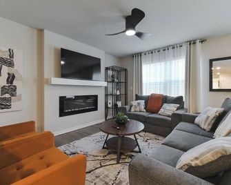 Charming & family friendly NE Ankeny -Entire home - Ankeny - Phòng khách