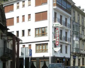 Hotel Rico - Luarca - Edificio