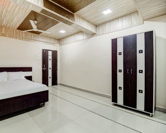 Hotel O Sangam Relax Point - Ambarnath - Bedroom