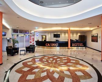 Casino & Hotel ADMIRAL Kozina - Kozina - Front desk