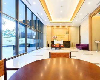 Hcmc River Icon Apartment - Sky Pool - Ben Thanh - Ho Chi Minh Stadt - Lobby