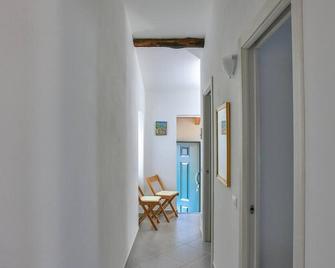 donadelmar2 - Riomaggiore - Gang