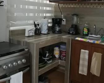 Charming little house in Tlaquepaque - Tlaquepaque - Cocina