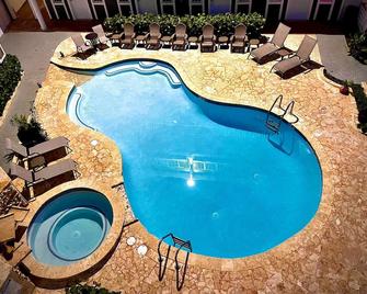 The Village Inn Hotel - Carolina - Pool