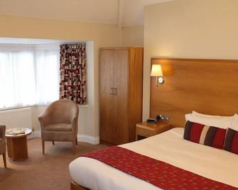 Clover Spa and Hotel - Birmingham - Bedroom