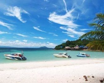 Koh Talu Island Resort - Bang Saphan - Strand