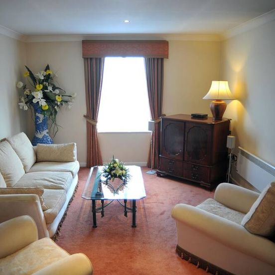 Best Western Plus Bentley Hotel & Spa image 1
