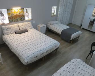 B&B Maison Blanche - Caltagirone - Habitación