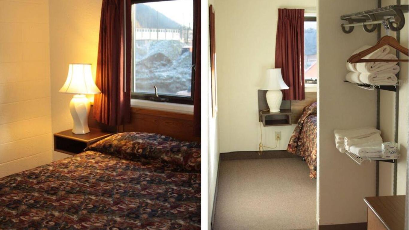 The Driftwood Hotel