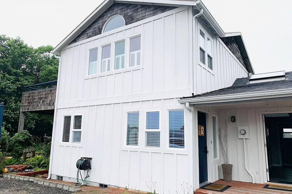 Your Home Away From Home! Pet-friendly, Free Parking, Near Long Beach Boardwalk - Long Beach - Budova