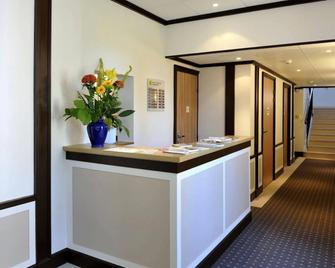 Logis Hôtel Restaurant Du Labrador - Saint-Benoît-sur-Loire - Front desk