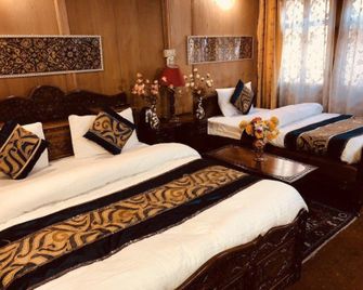 Hotel Lake Resort Boutique - Srinagar - Bedroom