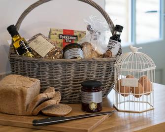 Luxury holiday cottage near to historic Beverley, Wolds & Yorkshire coast - Driffield - Room amenity