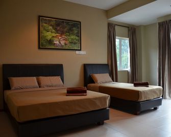 Eight Mentigi Guest House - Tanah Rata - Habitación