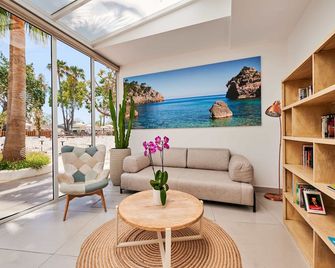 Alua Boccaccio - אלסודיה - סלון