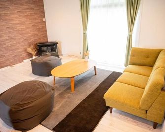 Play Ground Base -Higashikawa- - Higashikawa - Wohnzimmer