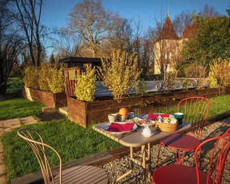 Domaine de Bersaillin - Sellieres - Patio