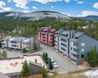 Snowblaze A23 communal indoor pool & hot tub - Winter Park - Bygning